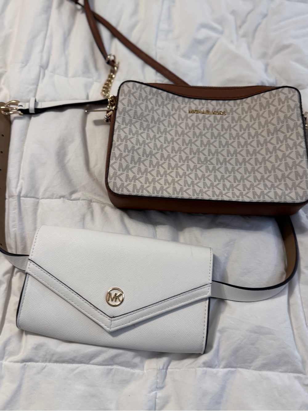 Michael Kors White Wallet and Brown Logo Crossbody Bag Set - Picture 3 of 6
